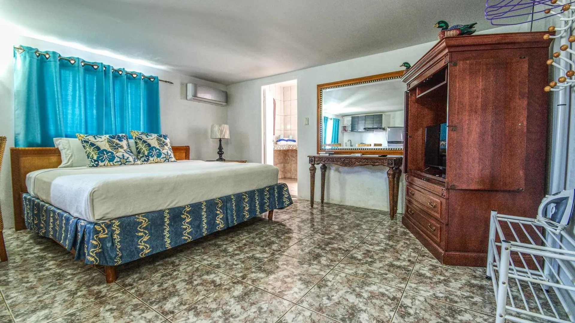 Hotel Palm Beach Retreat