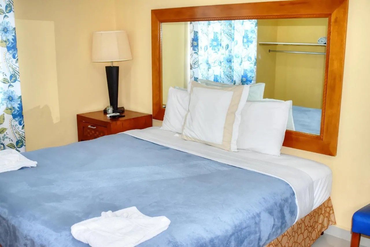 Hotel Palm Beach Retreat