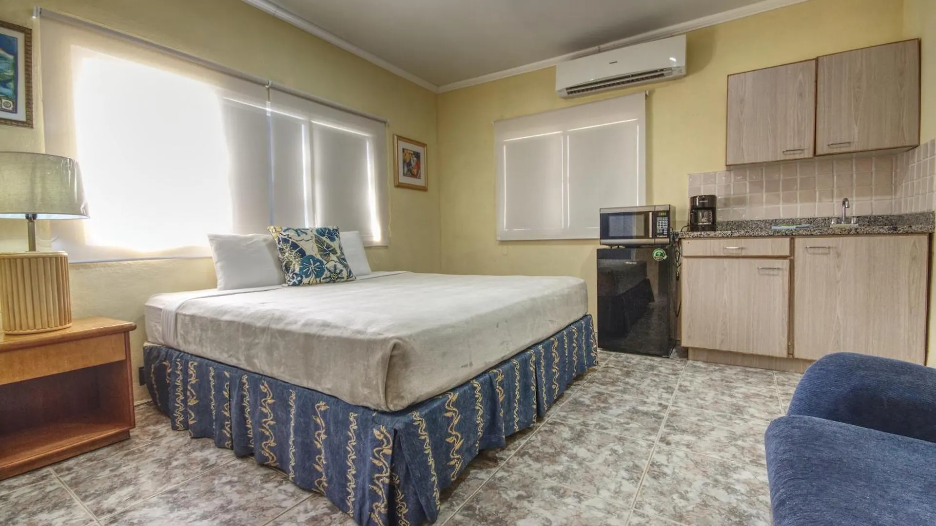 Palm Beach Retreat Hotel